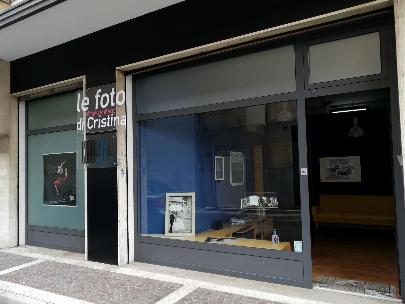 Copertina per Nasce I Corvi Blu, progetto della fotografa Katia Bonaventura